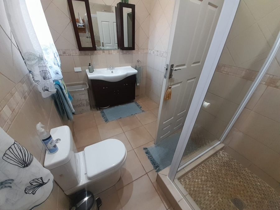 7 Bedroom Property for Sale in Safari Gardens North West